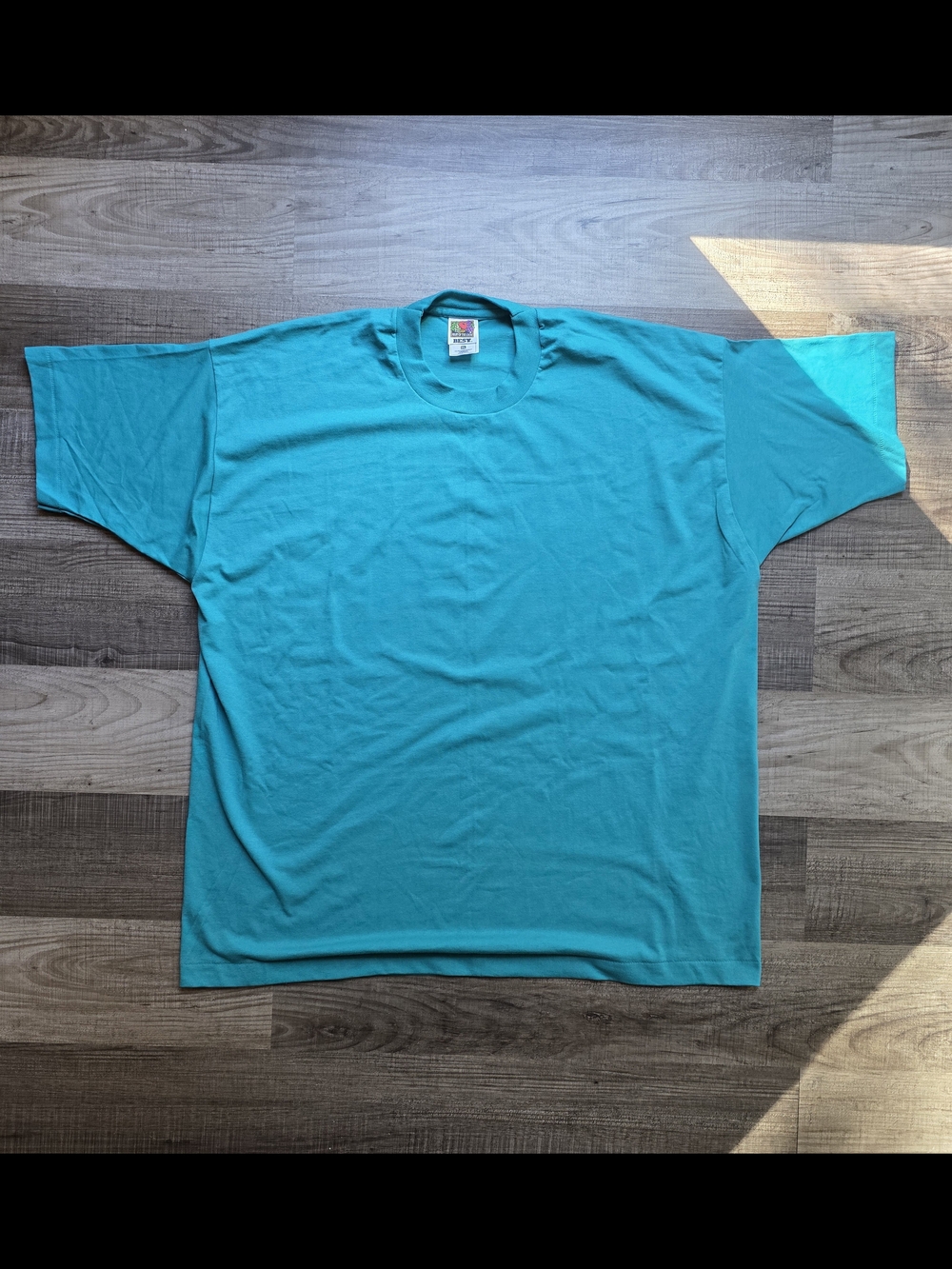 Single-Stitch Fruit Of The Loom Tee